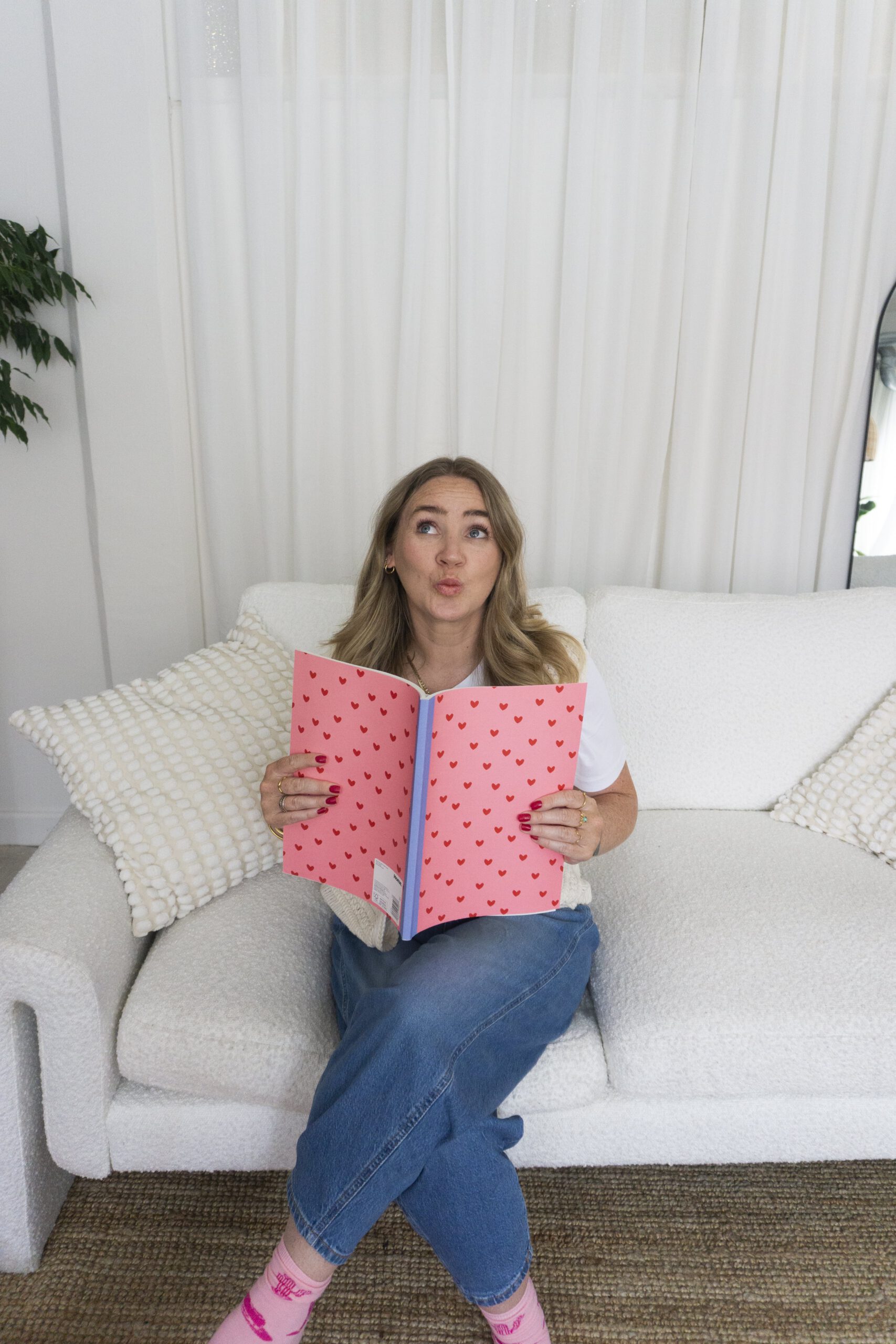 Steph, CEO of Dayglow Marketing and Content.